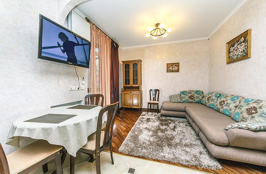 Amazing Two Beds In The Klovskiy Spusk Apartman Kijev Kültér fotó